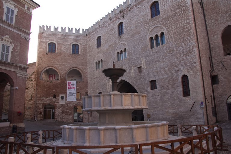 Platz Fabriano