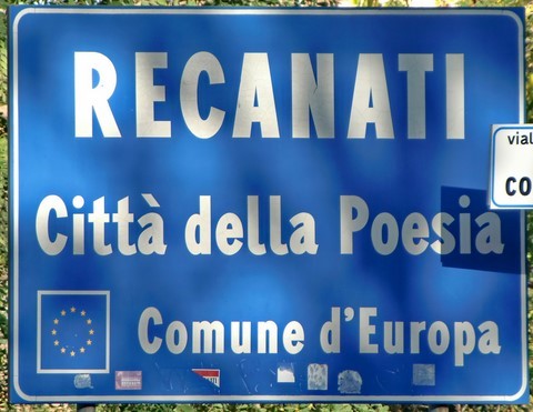 Recanati Ortschild